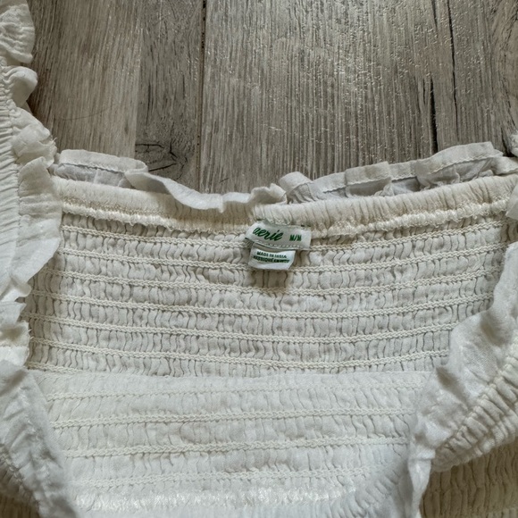 Aerie Scrunch Sleeve-Long Sleeve Crop - Picture 2 of 2